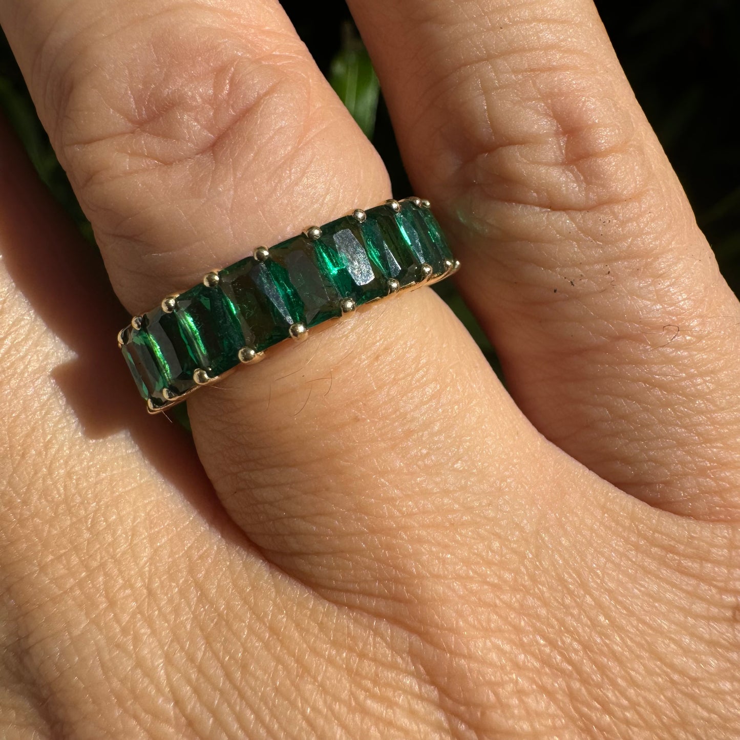 14K gold ring set with Emerald