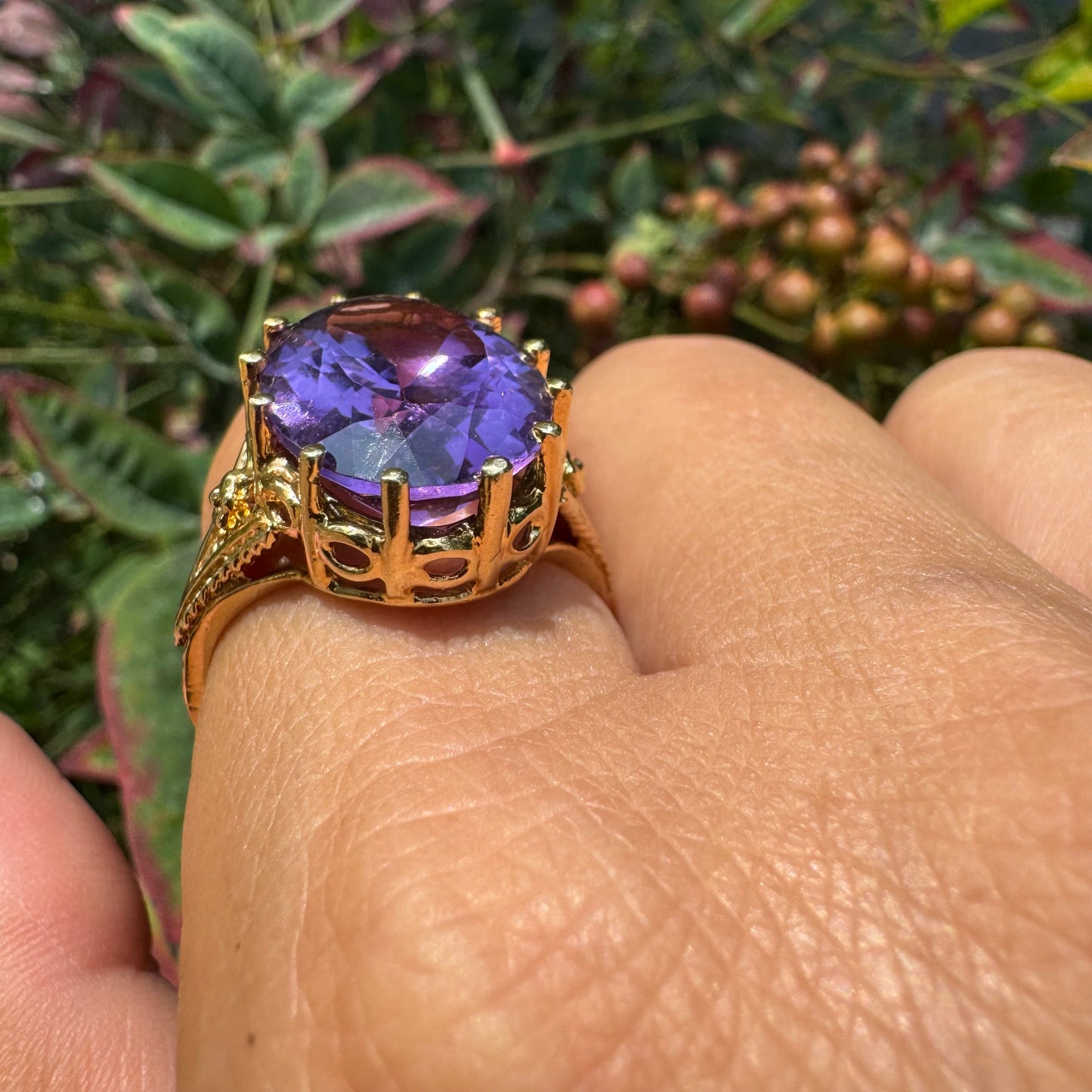 14K gold ring set with Amethyst