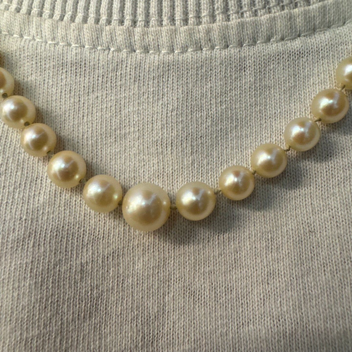 14K gold Pearl necklace