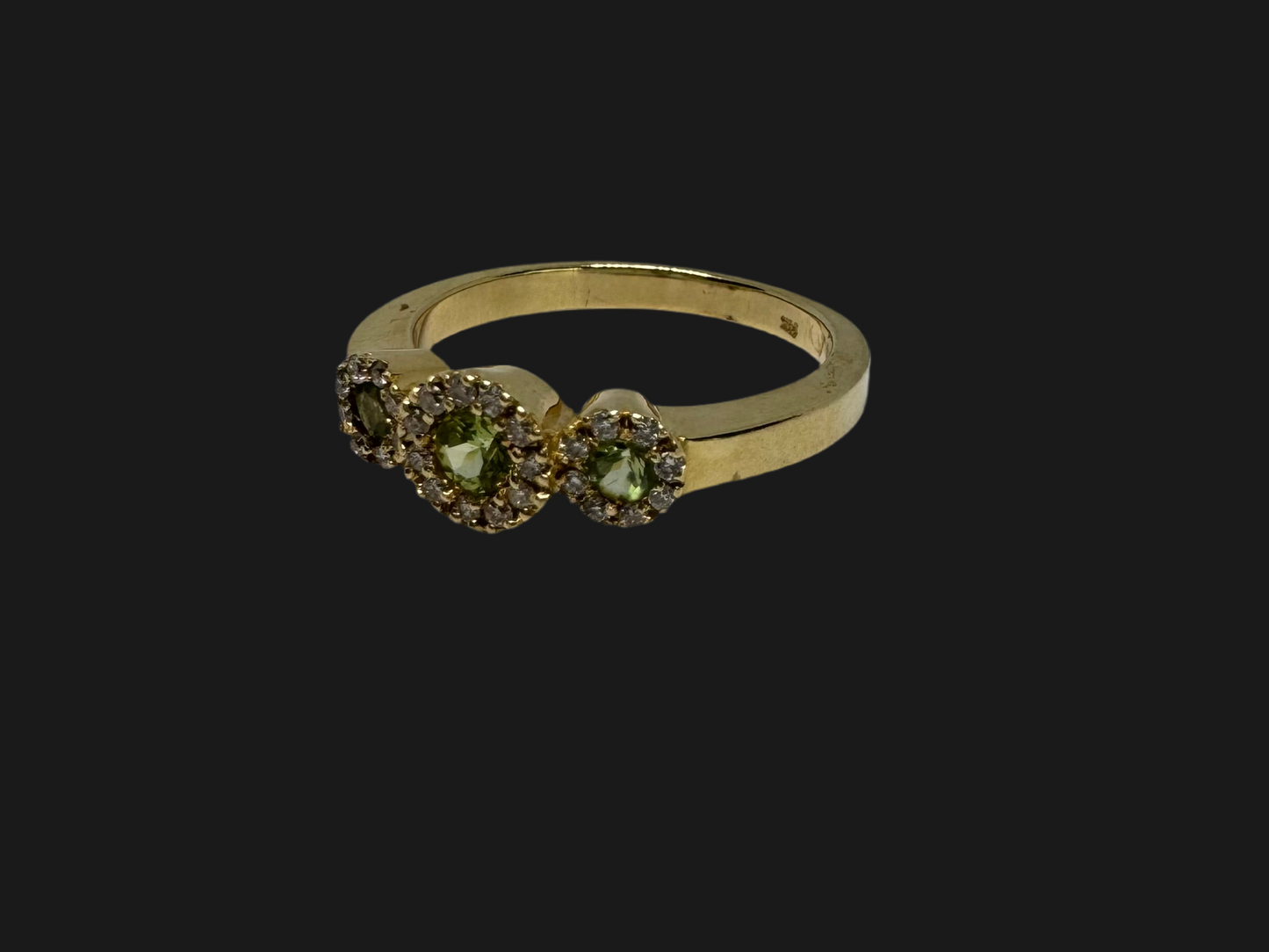 14K gold ring set with Peridot