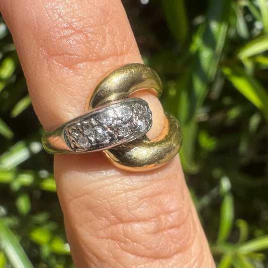 14K Two-Tone gold Link Ring set with Diamonds