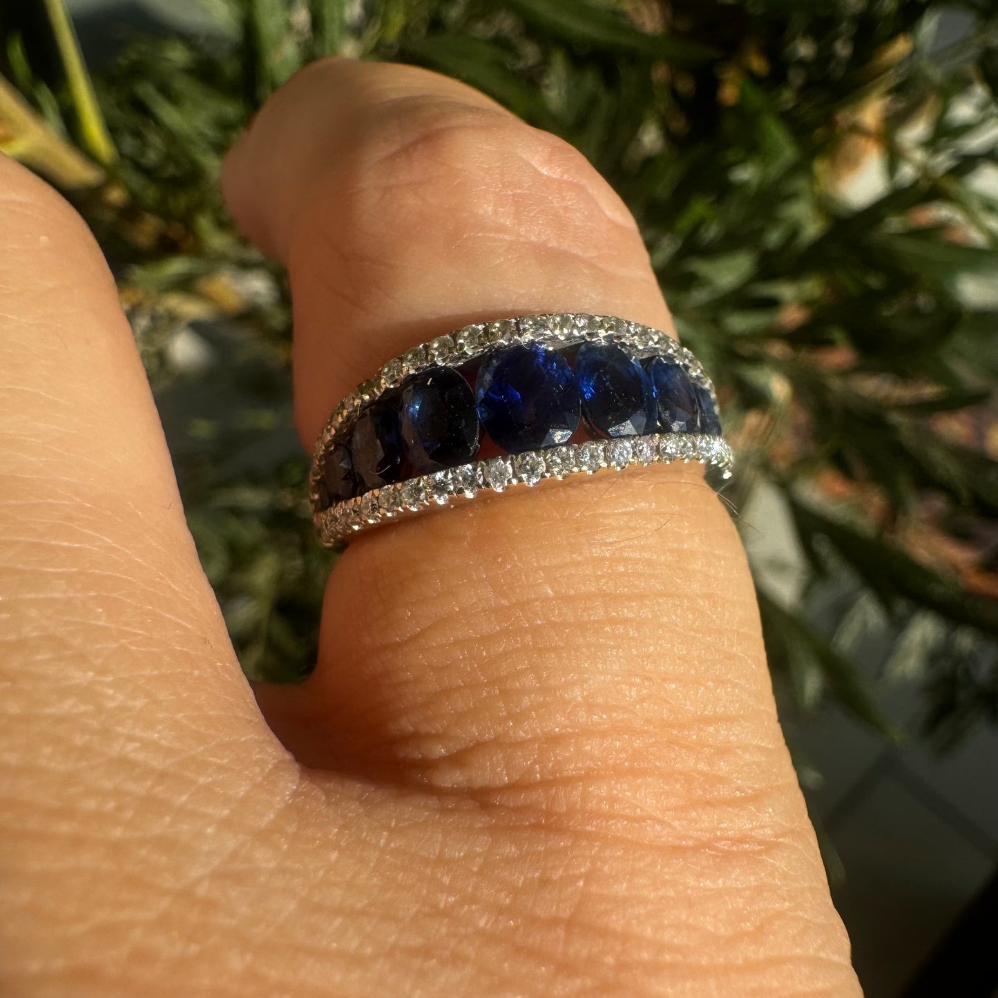 18K gold ring Sapphire & Diamonds