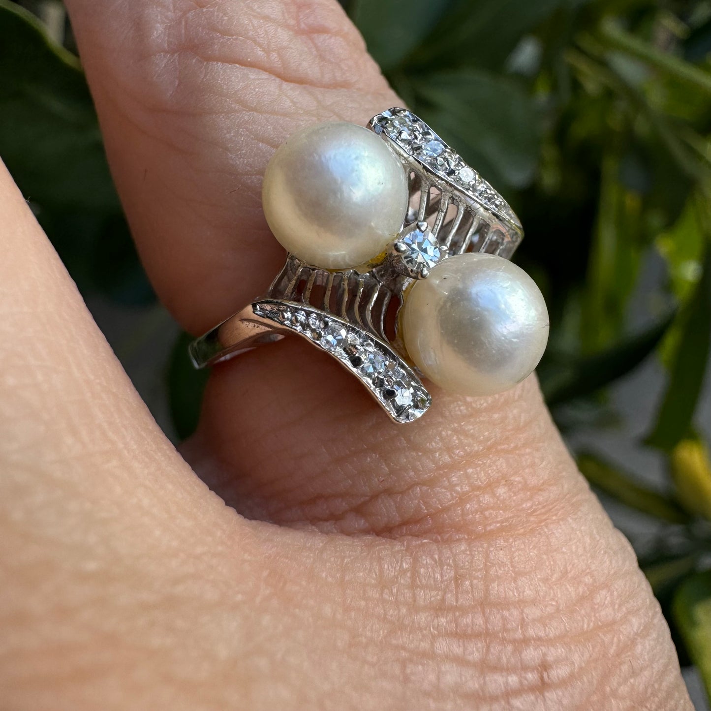 14K gold ring set with Pearls & Diamonds