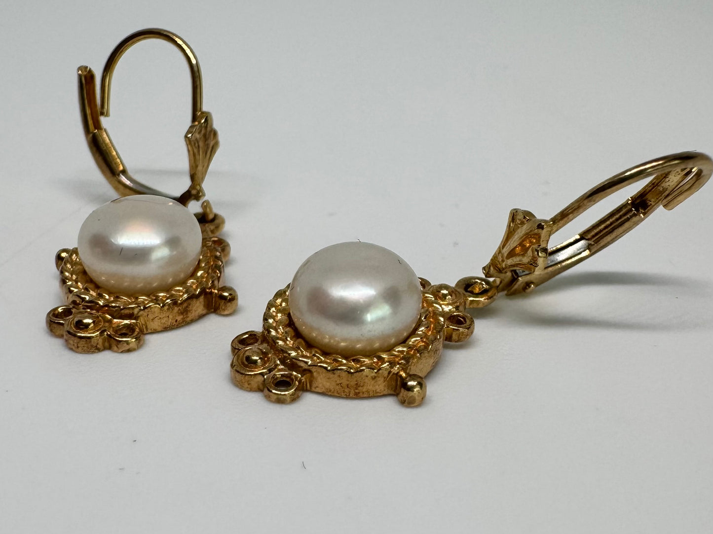 14K gold Drop Earrings set with Pearl