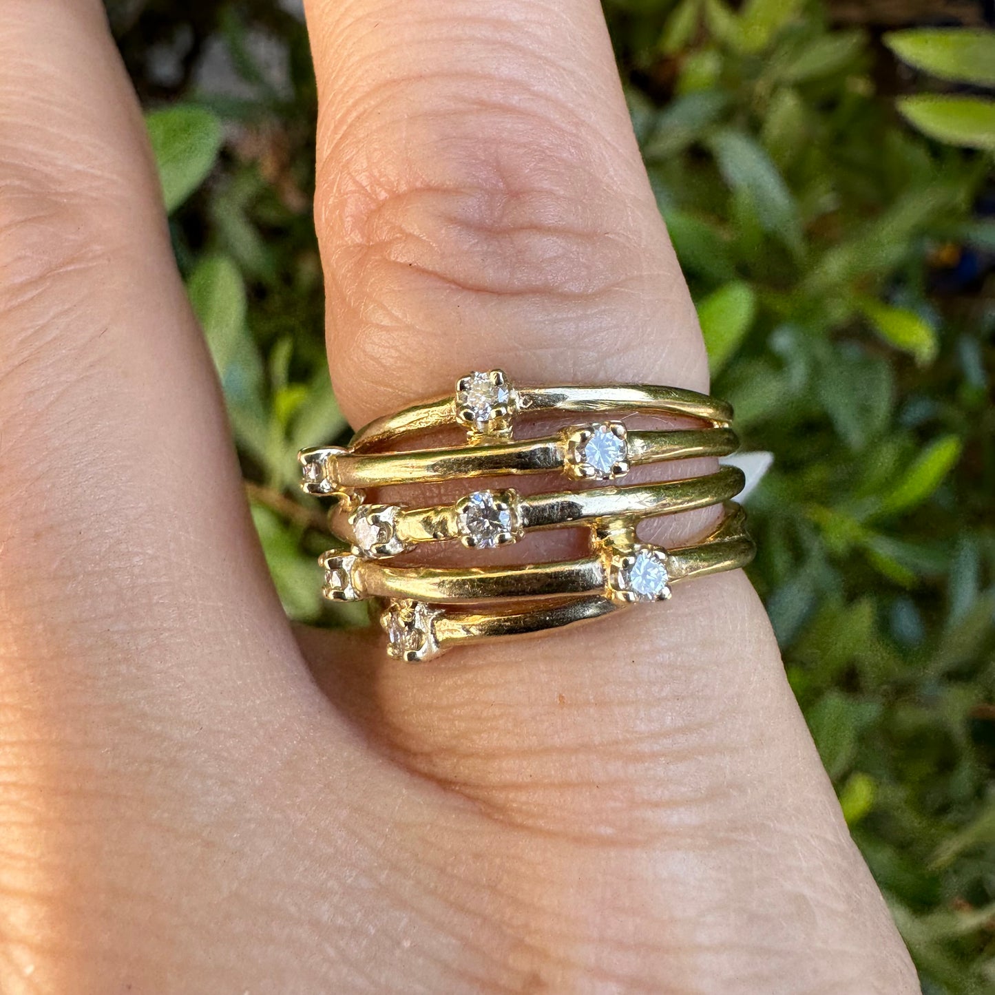 14K gold ring set with Diamonds