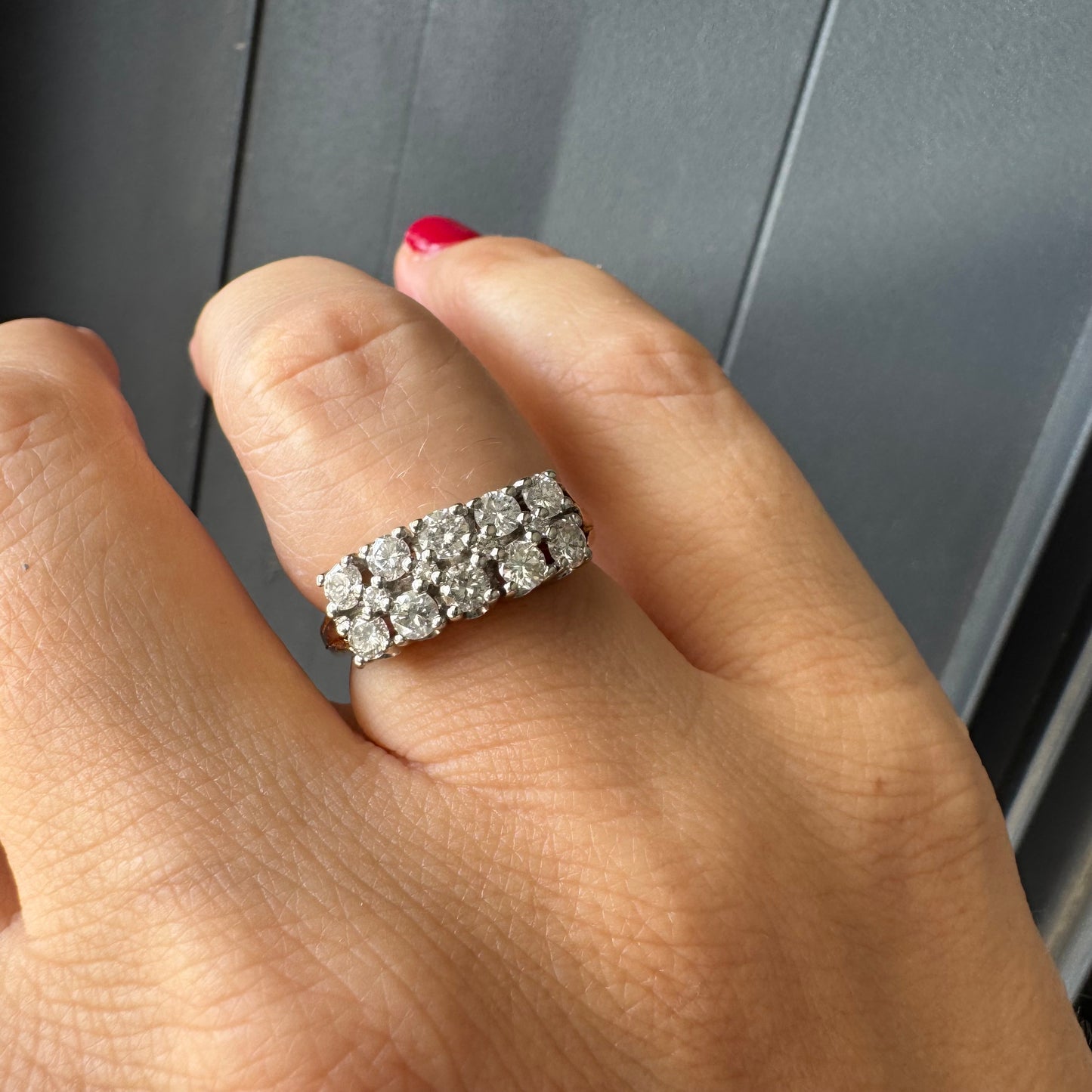 טבעת זהב צהוב 14 קראט משובצת יהלומים