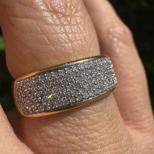 14K gold pavé ring set with Diamonds