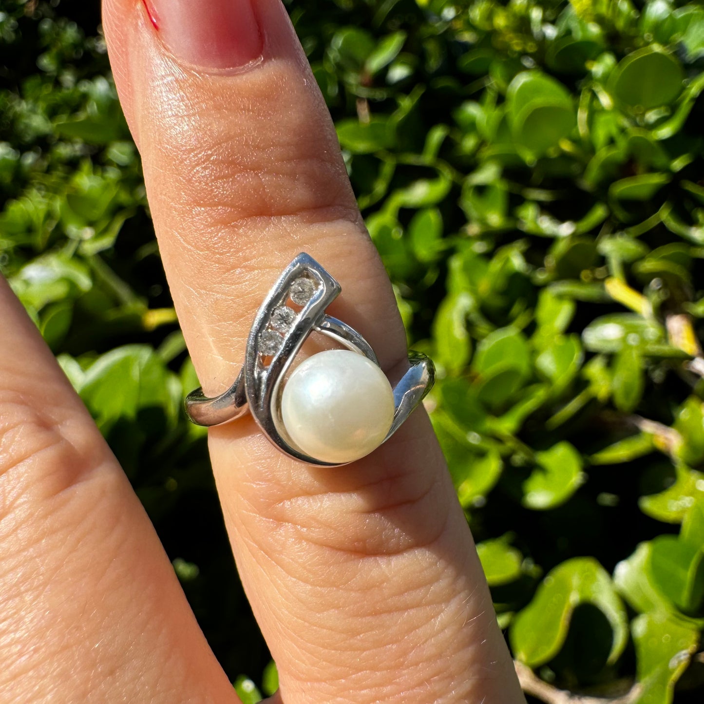 10K gold ring set with Pearl & Diamonds