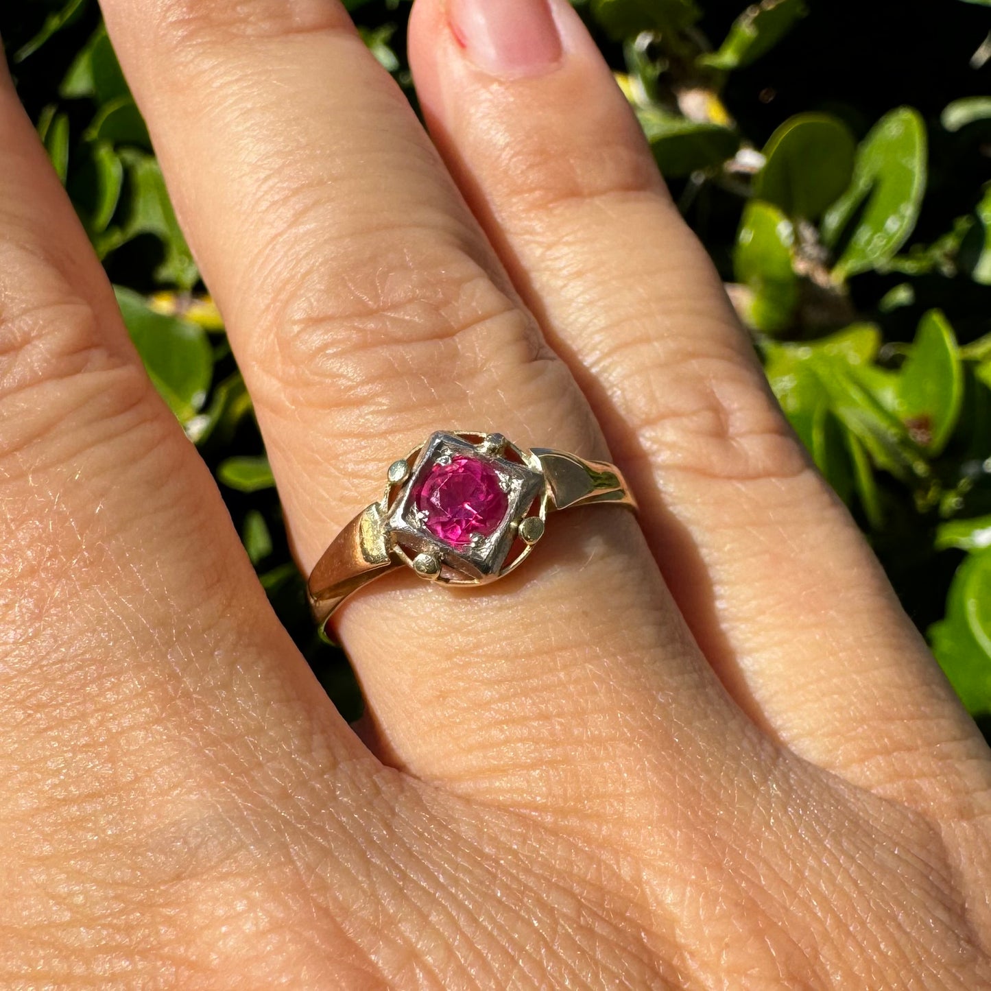 14K gold ring set with Ruby