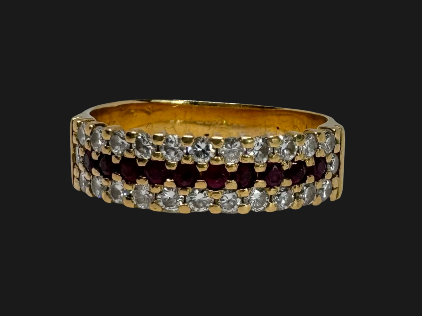 14K gold ring set with Ruby & Diamonds