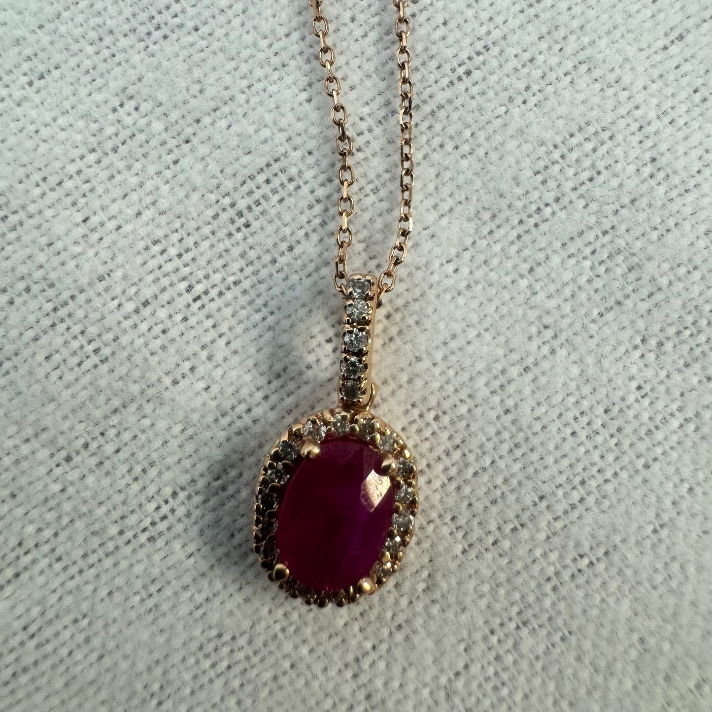 14K gold necklace set with Ruby & Diamonds