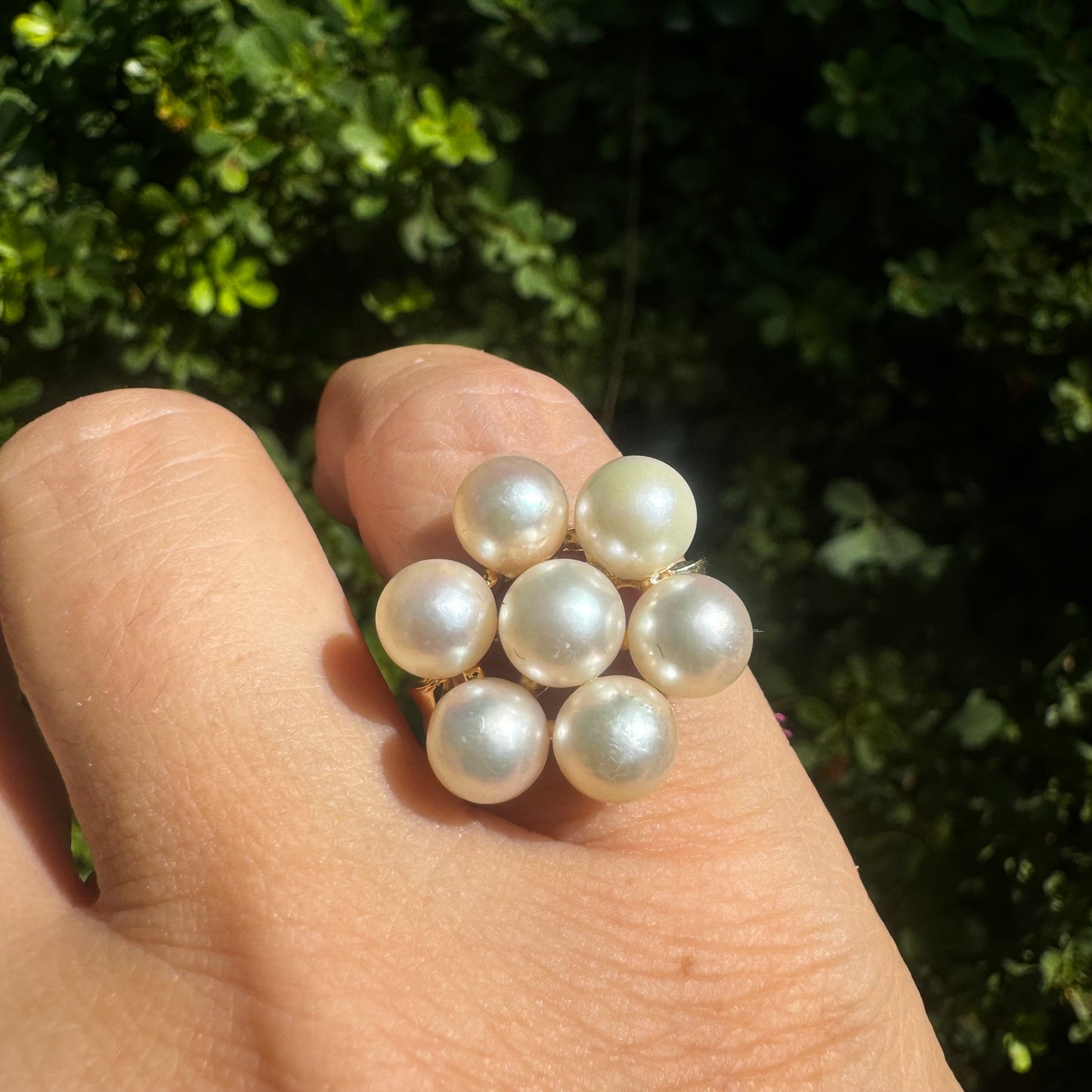 14K Gold Ring Set With 7 Pearls