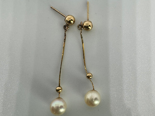 14K gold Drop Earrings set with Pearl