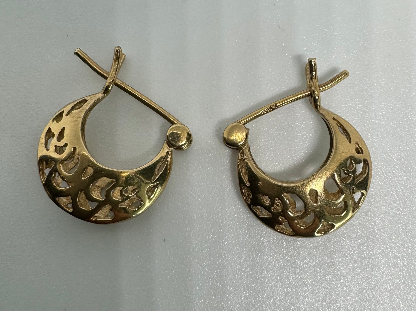 10K gold hoop earrings