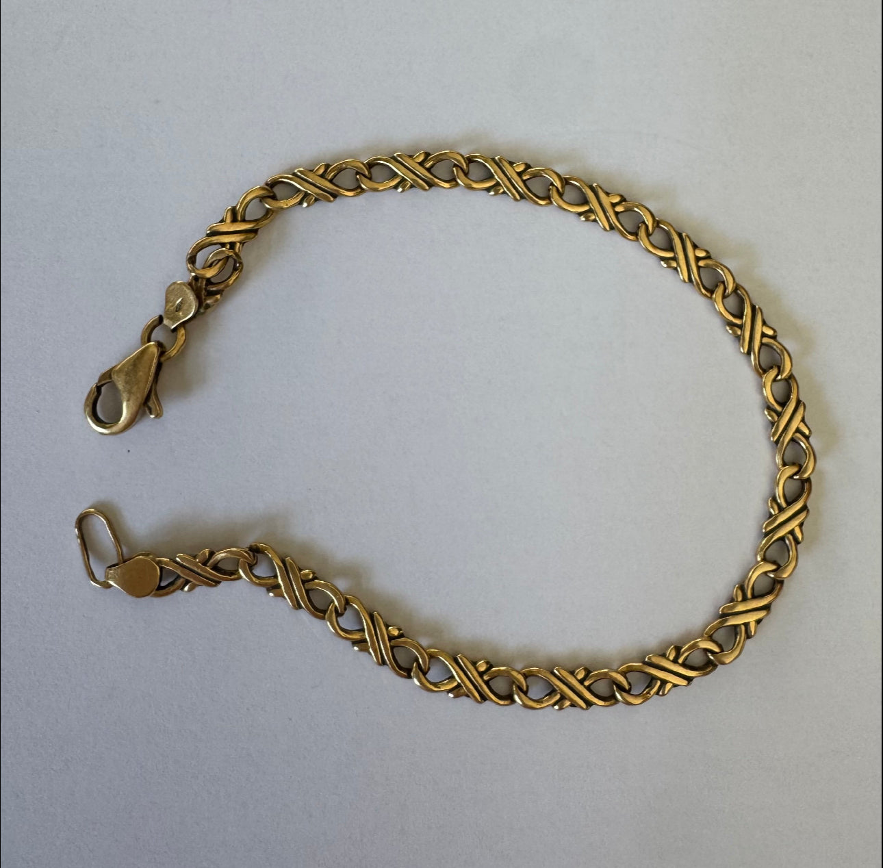 צמיד זהב 14 קראט בעבודת שרשרת חבל (Rope chain), בעיצוב קלאסי ועל־זמני. 