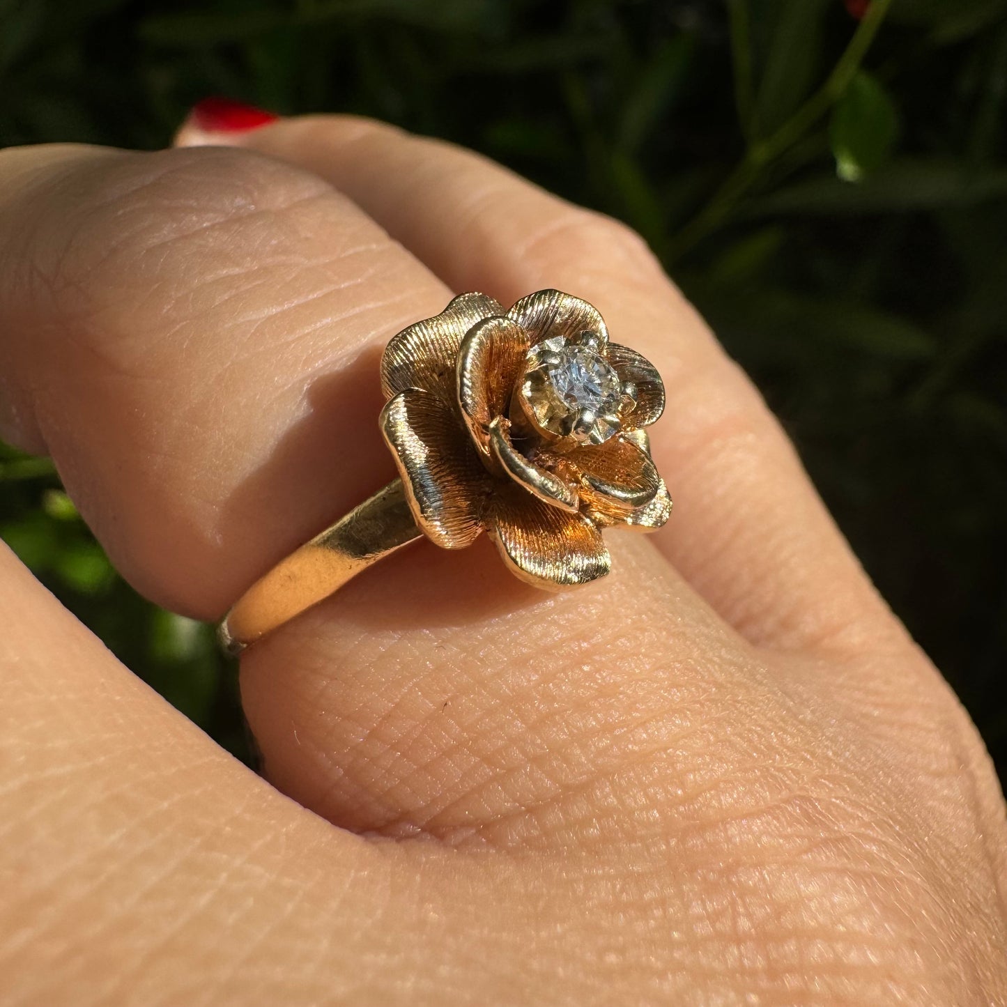 14K Gold Flower Ring Set with Diamond