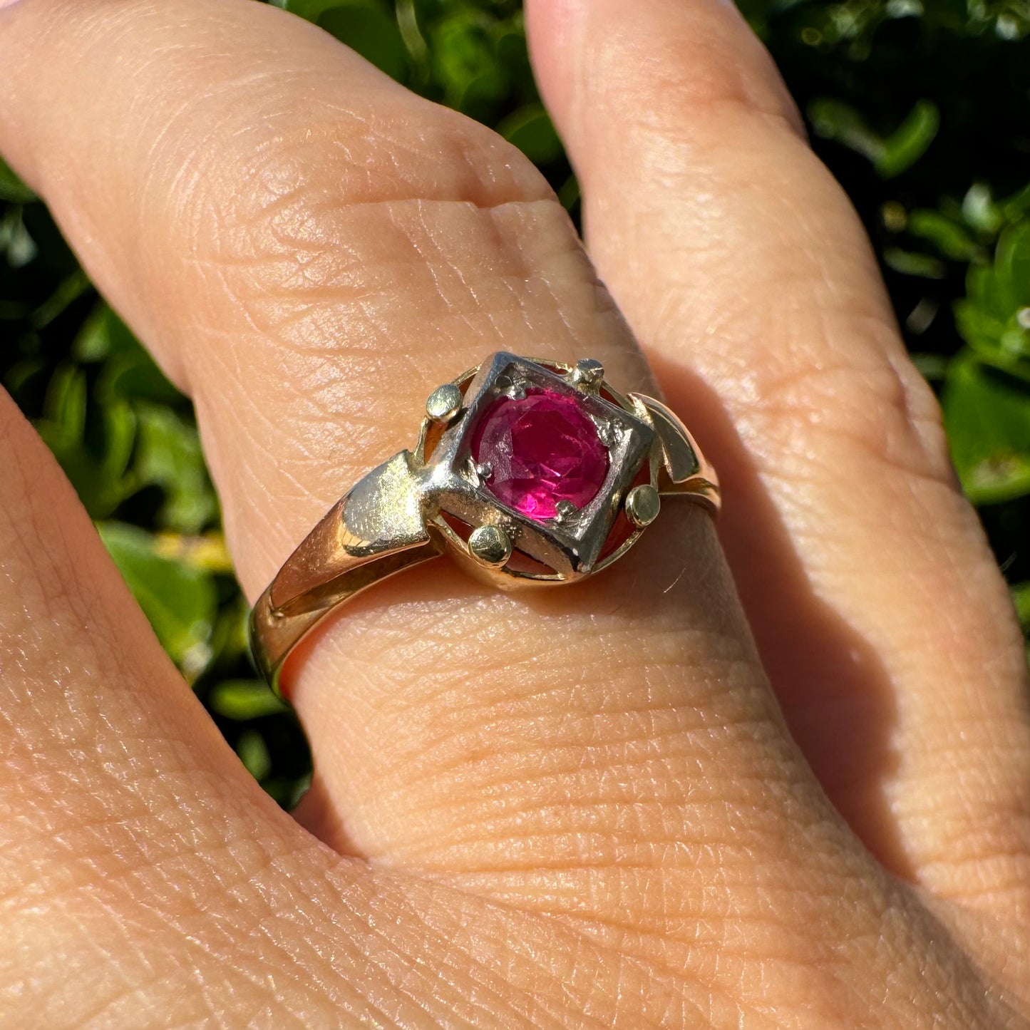 14K gold ring set with Ruby