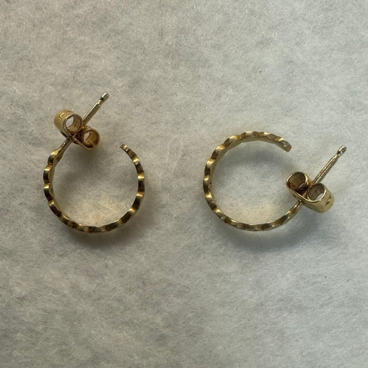 18K gold “H.Stern” hoop earrings set with one Diamond