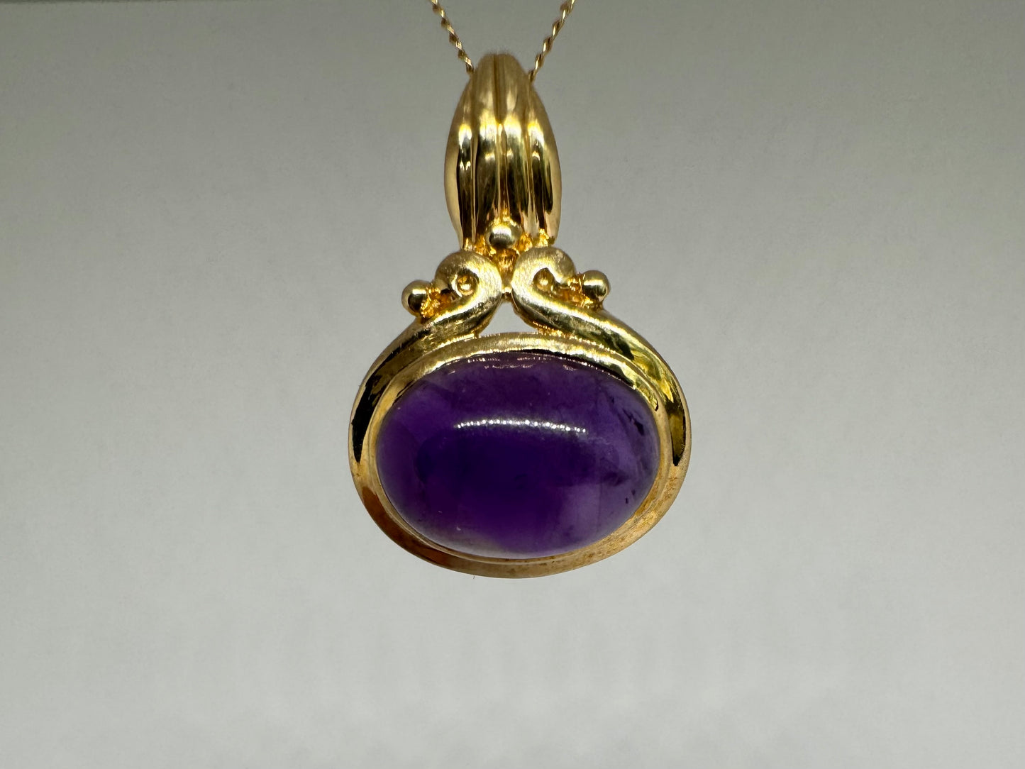 10K gold pendant set with Amethyst