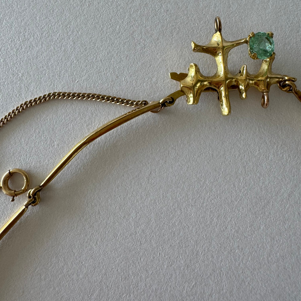 18K Gold Emerald Necklace with a Sculptural Design