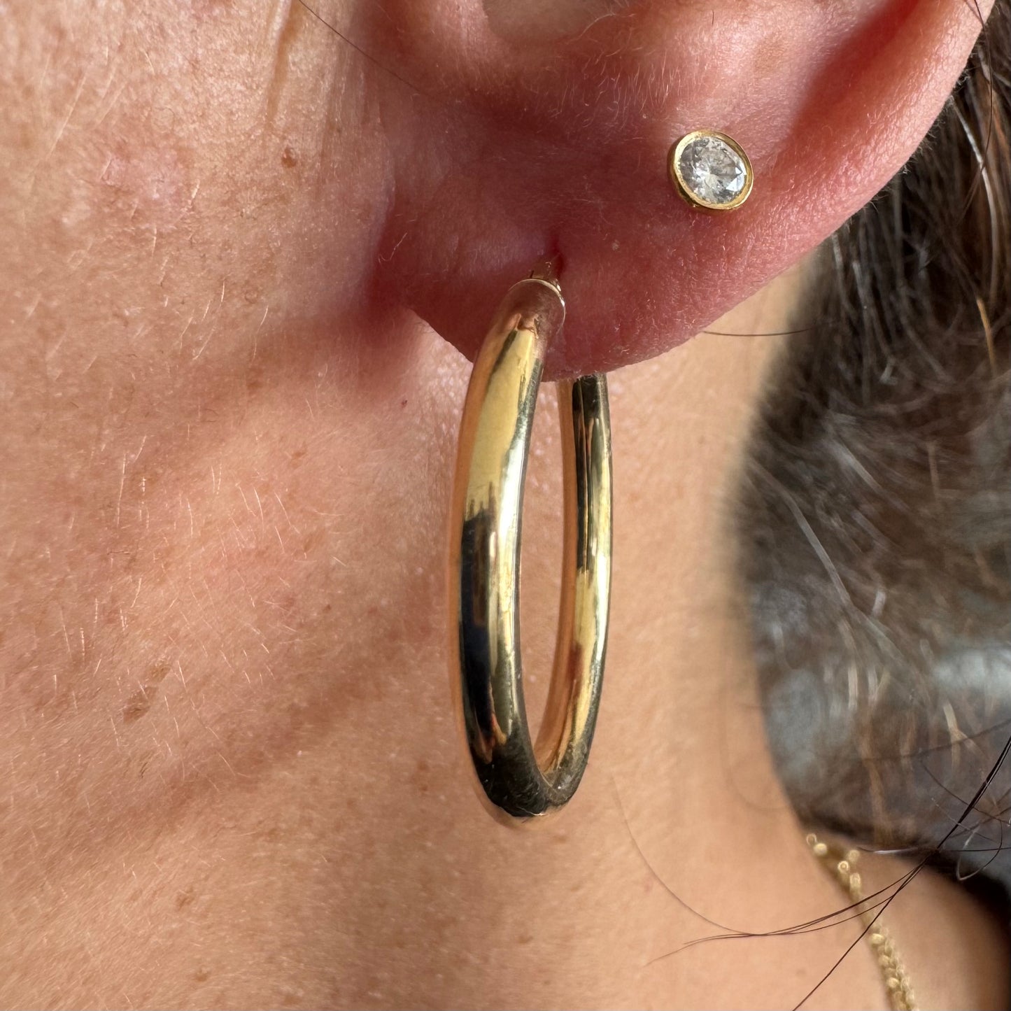 Classic 14K yellow gold hoop earrings