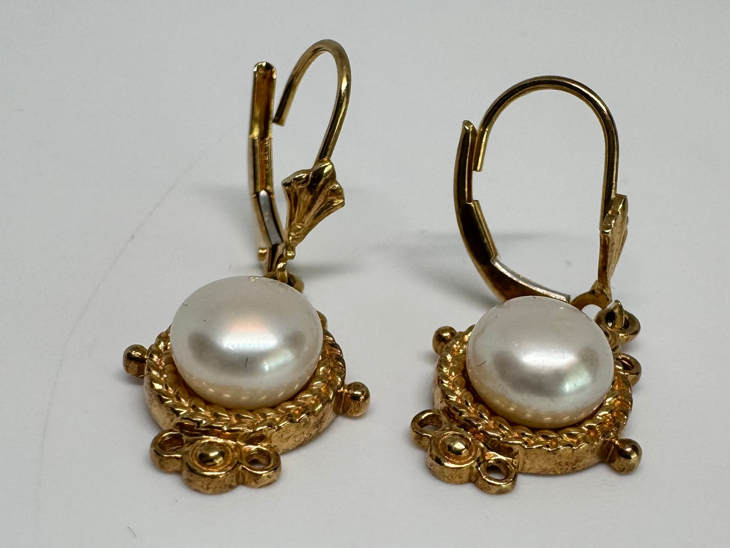 14K gold Drop Earrings set with Pearl