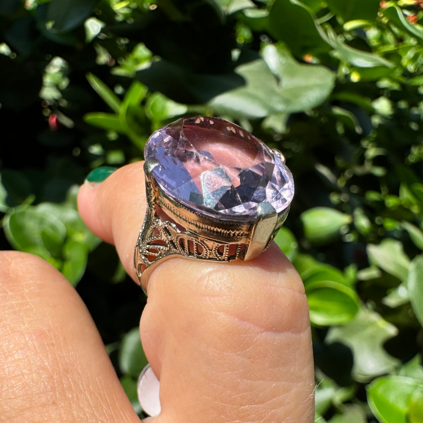 14K gold ring set with Amethyst