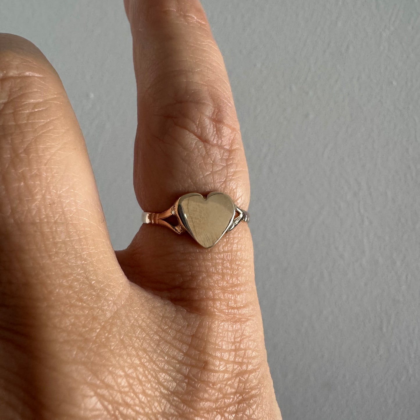 14K gold heart ring