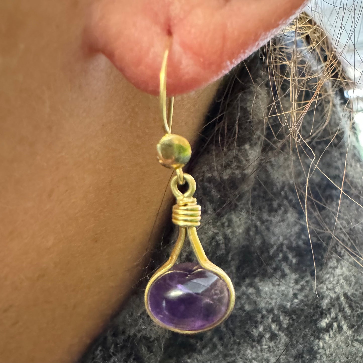 14K gold drop earrings set with Amethyst