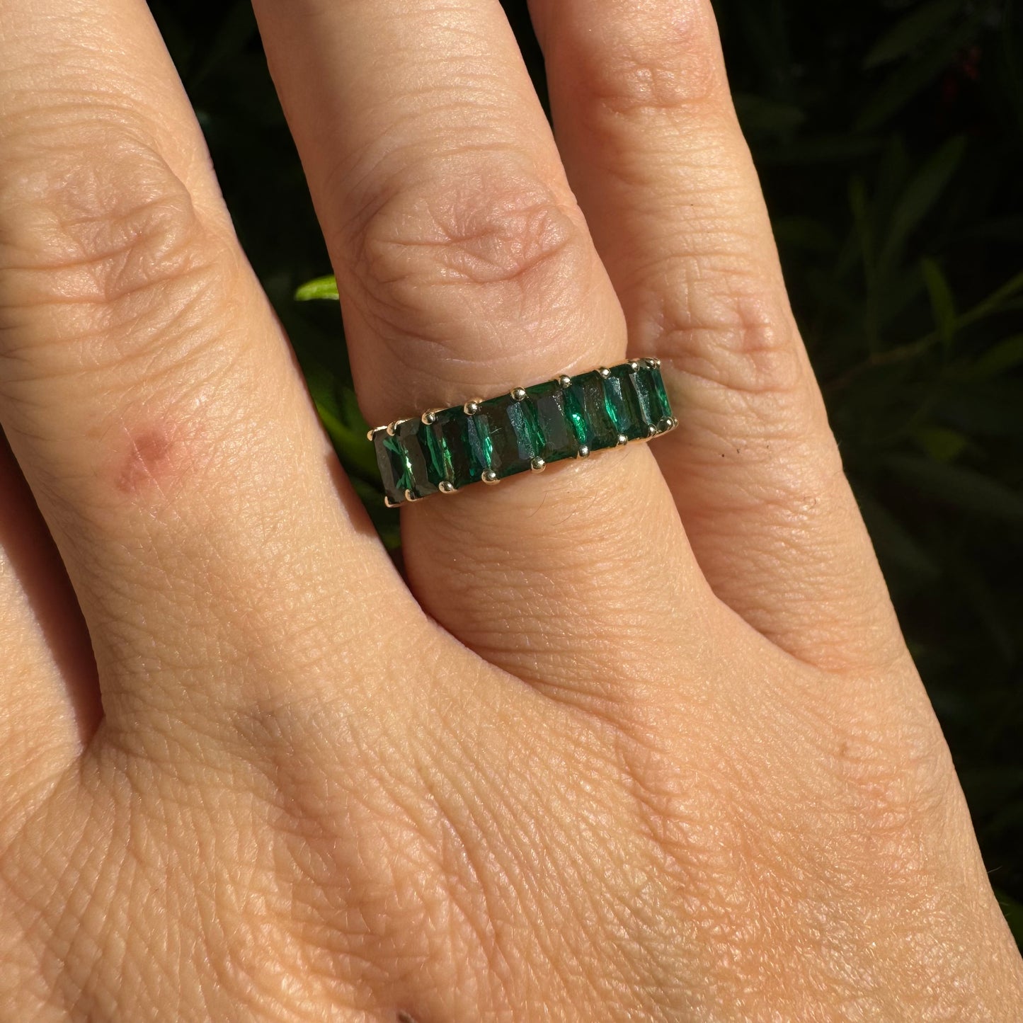 14K gold ring set with Emerald