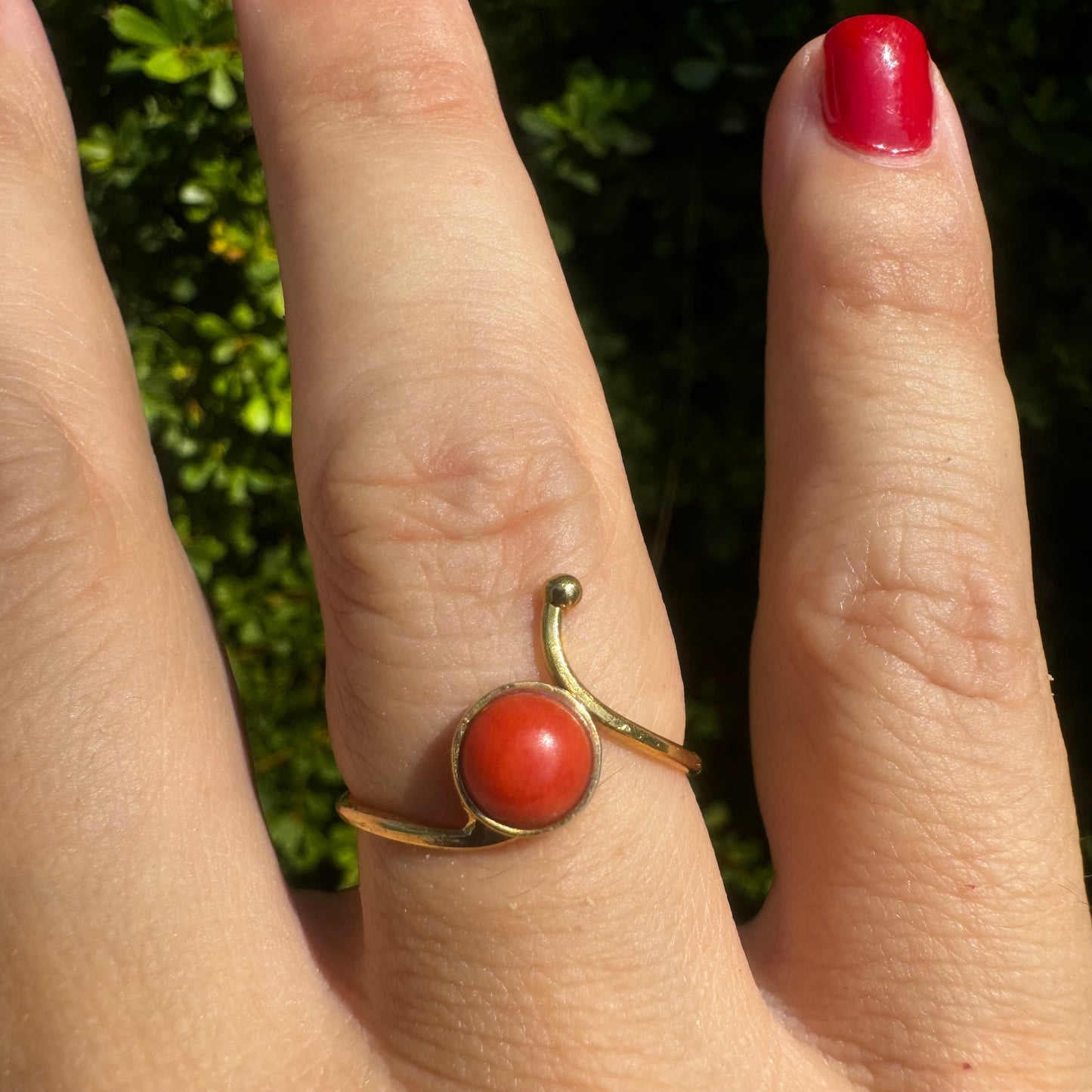 14K gold ring set with Coral