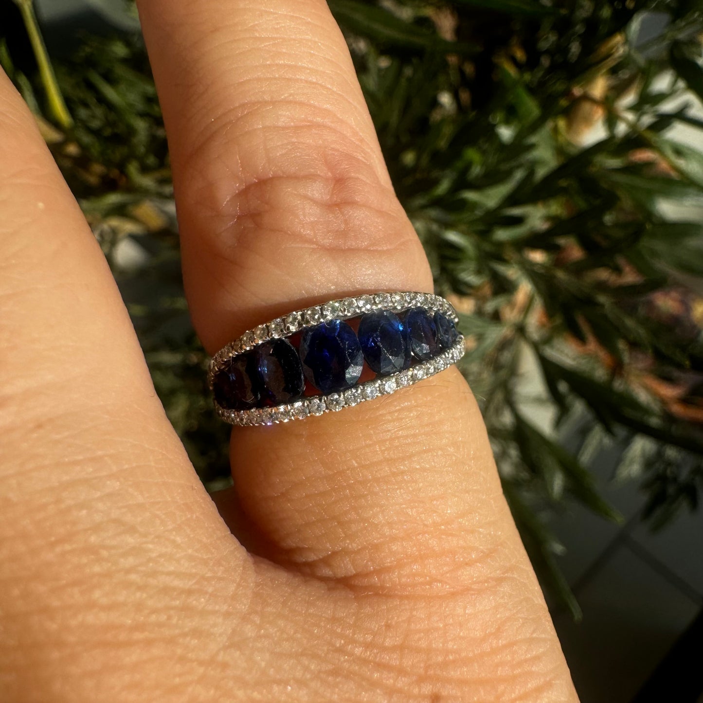 18K gold ring Sapphire & Diamonds