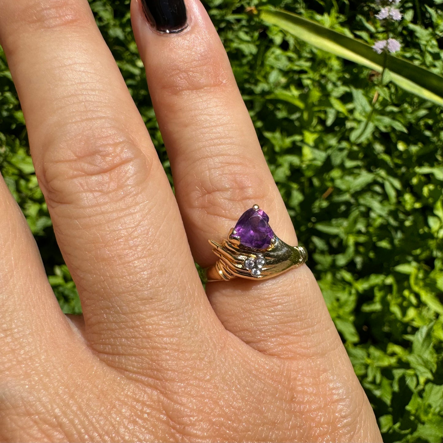 14K gold ring set with Amethyst & Diamonds