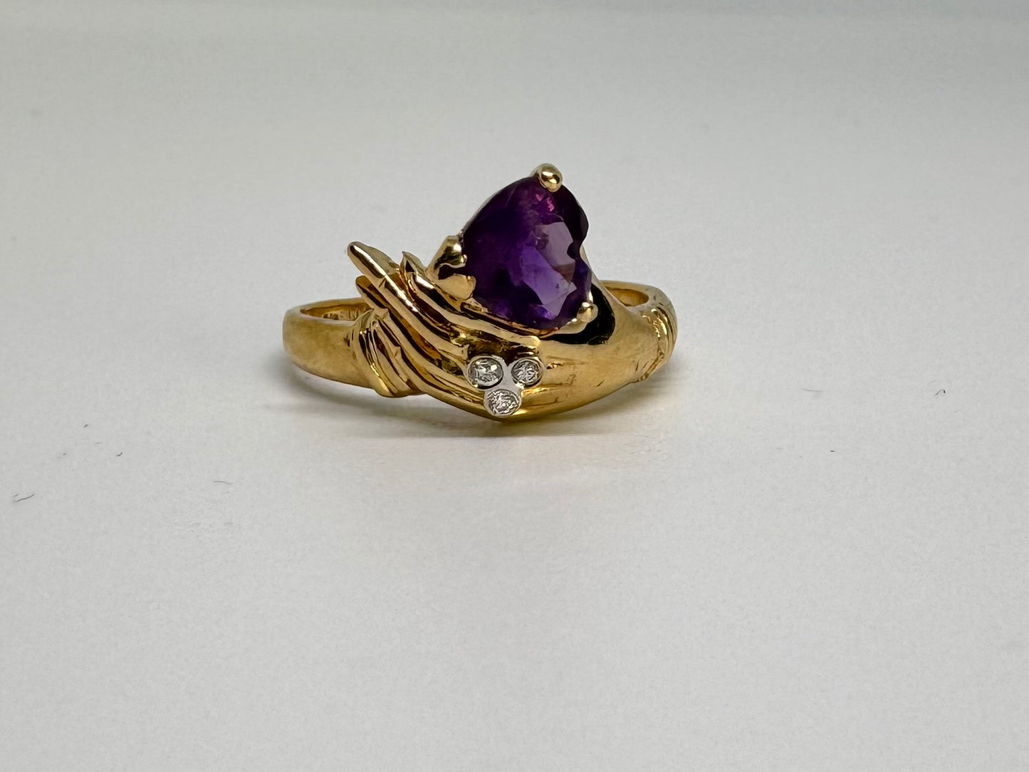 14K gold ring set with Amethyst & Diamonds