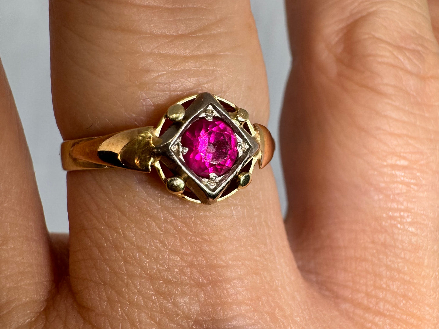 14K gold ring set with Ruby