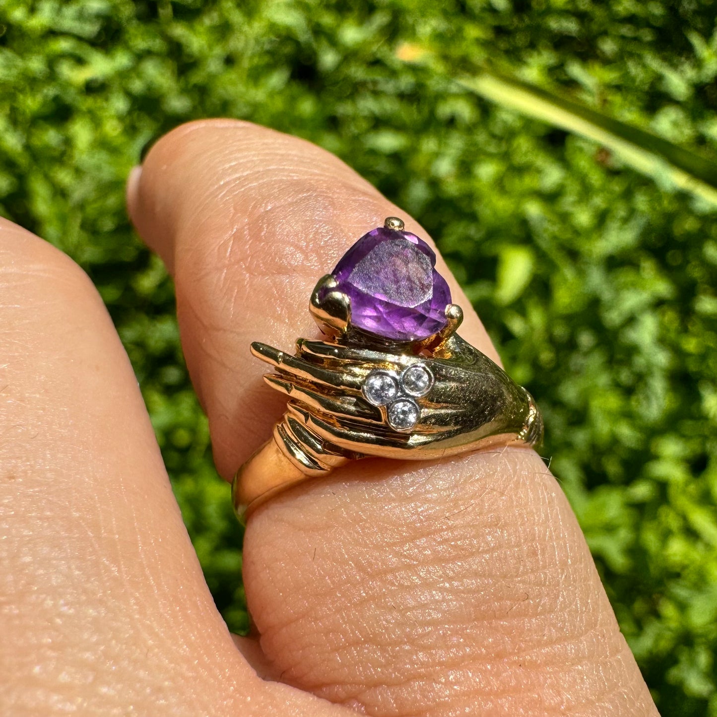 14K gold ring set with Amethyst & Diamonds