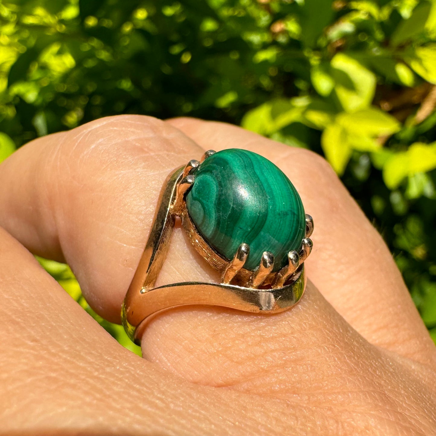 14K gold ring set with Malachite