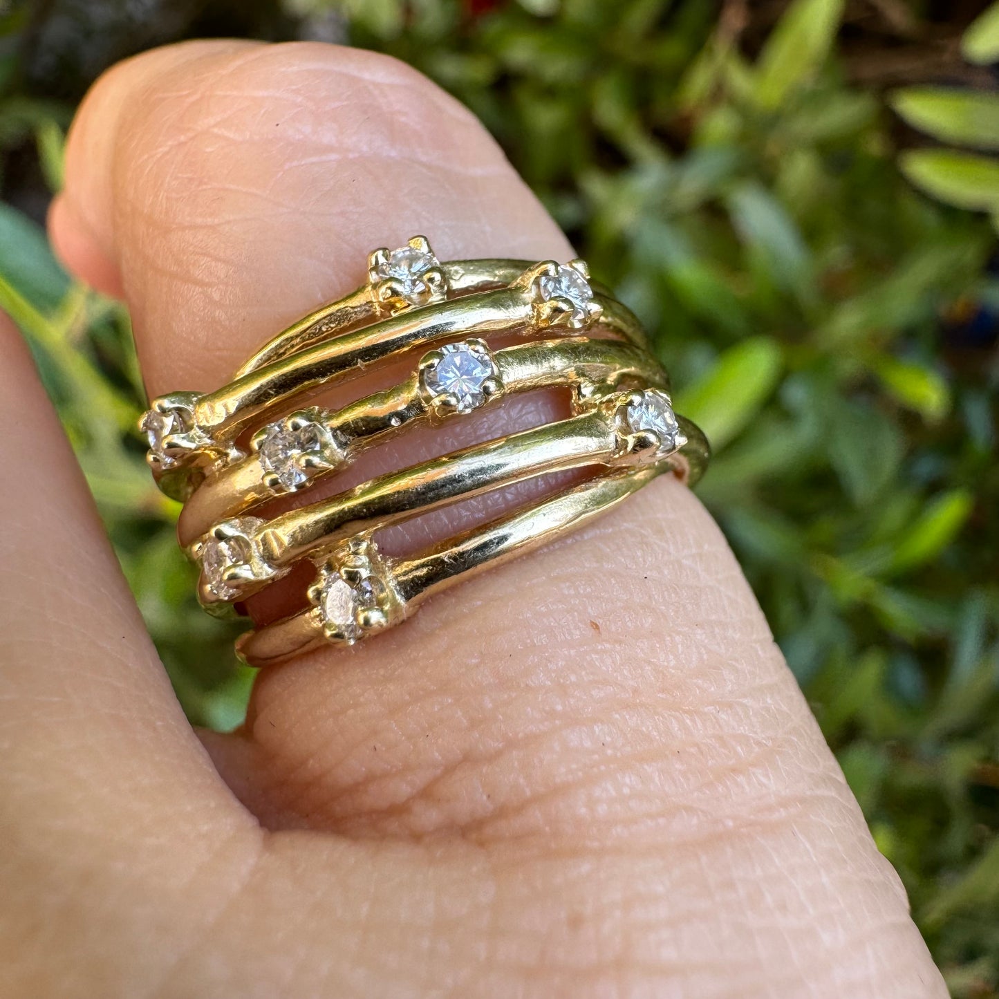 14K gold ring set with Diamonds