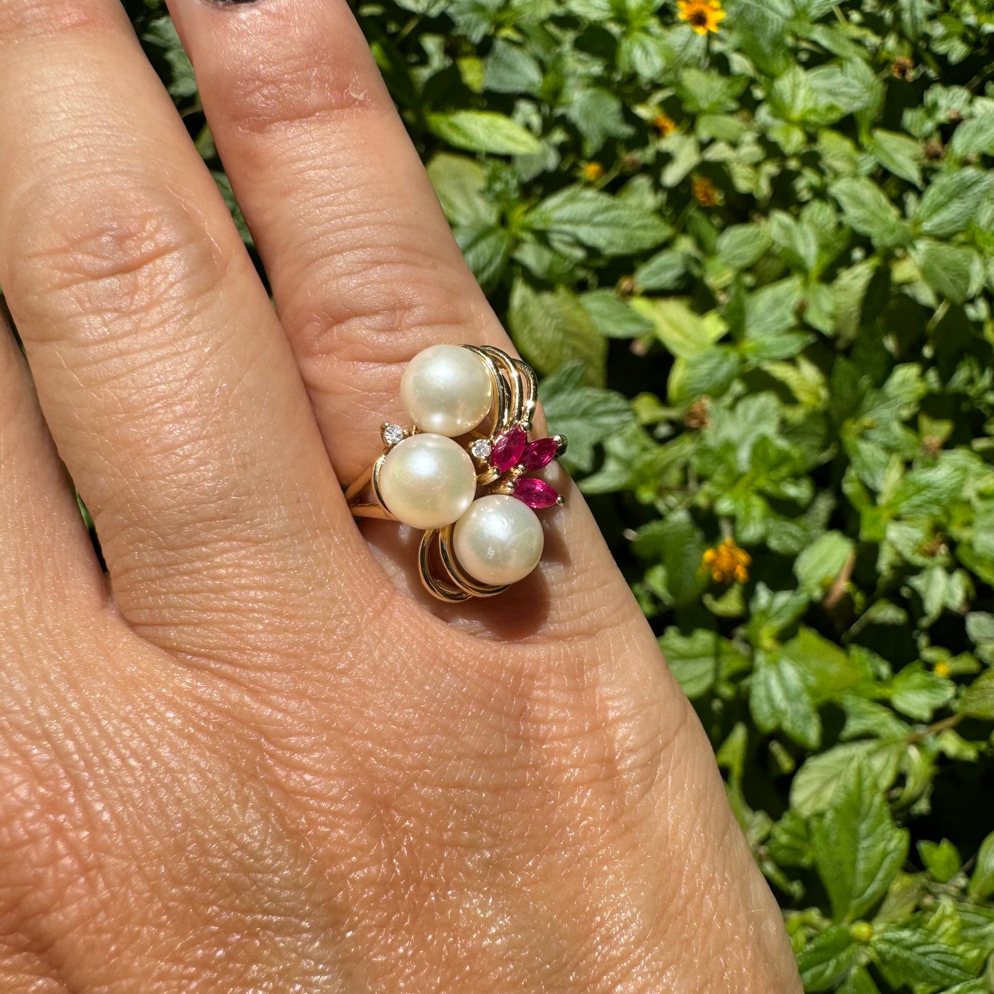 14K gold ring set wirh Pearls, Diamonds & Ruby