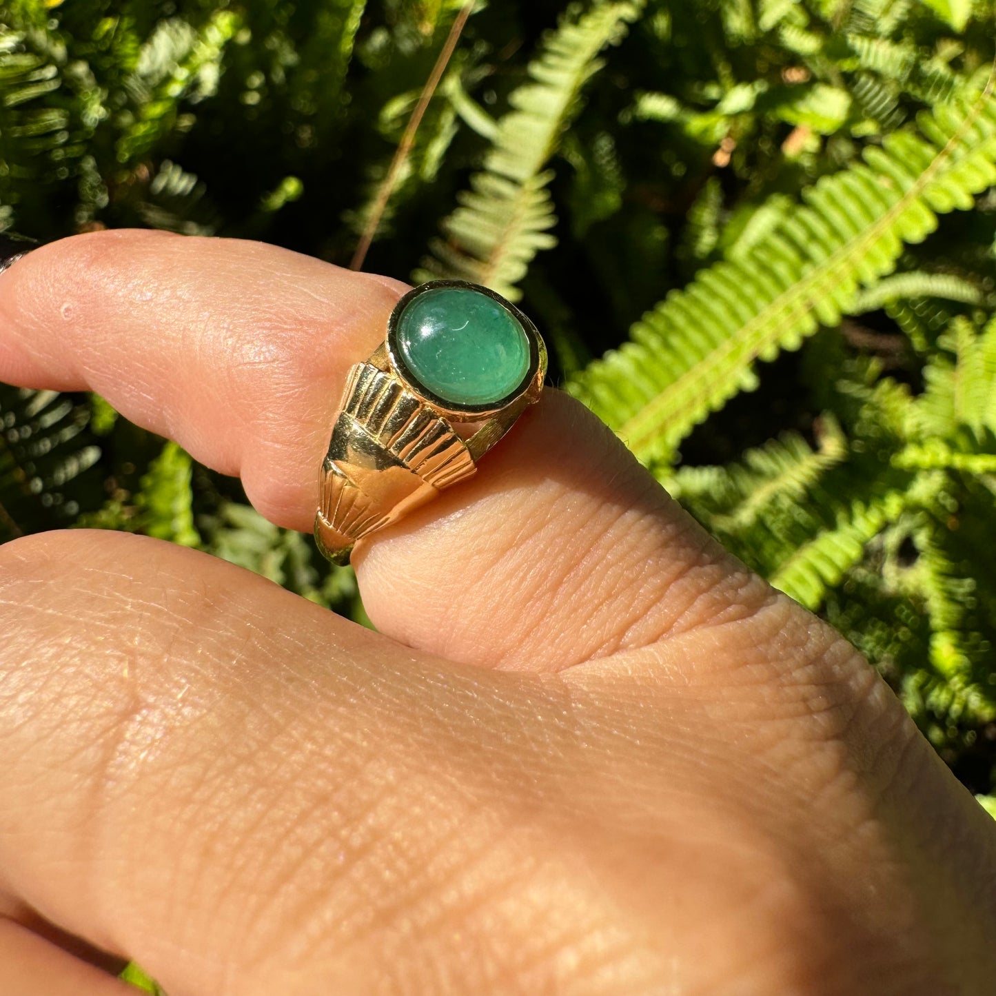 14K gold ring set with green Jade