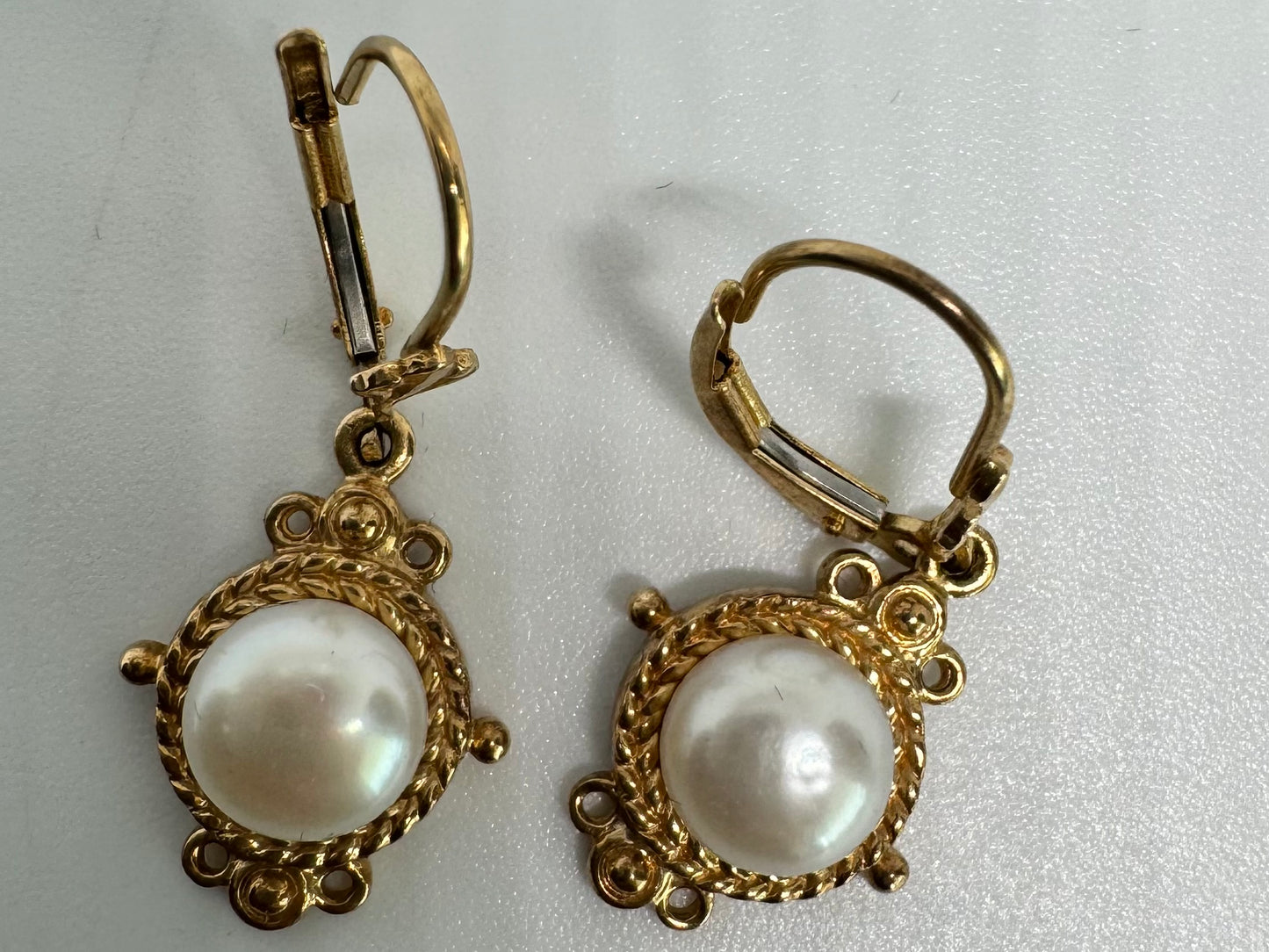 14K gold Drop Earrings set with Pearl