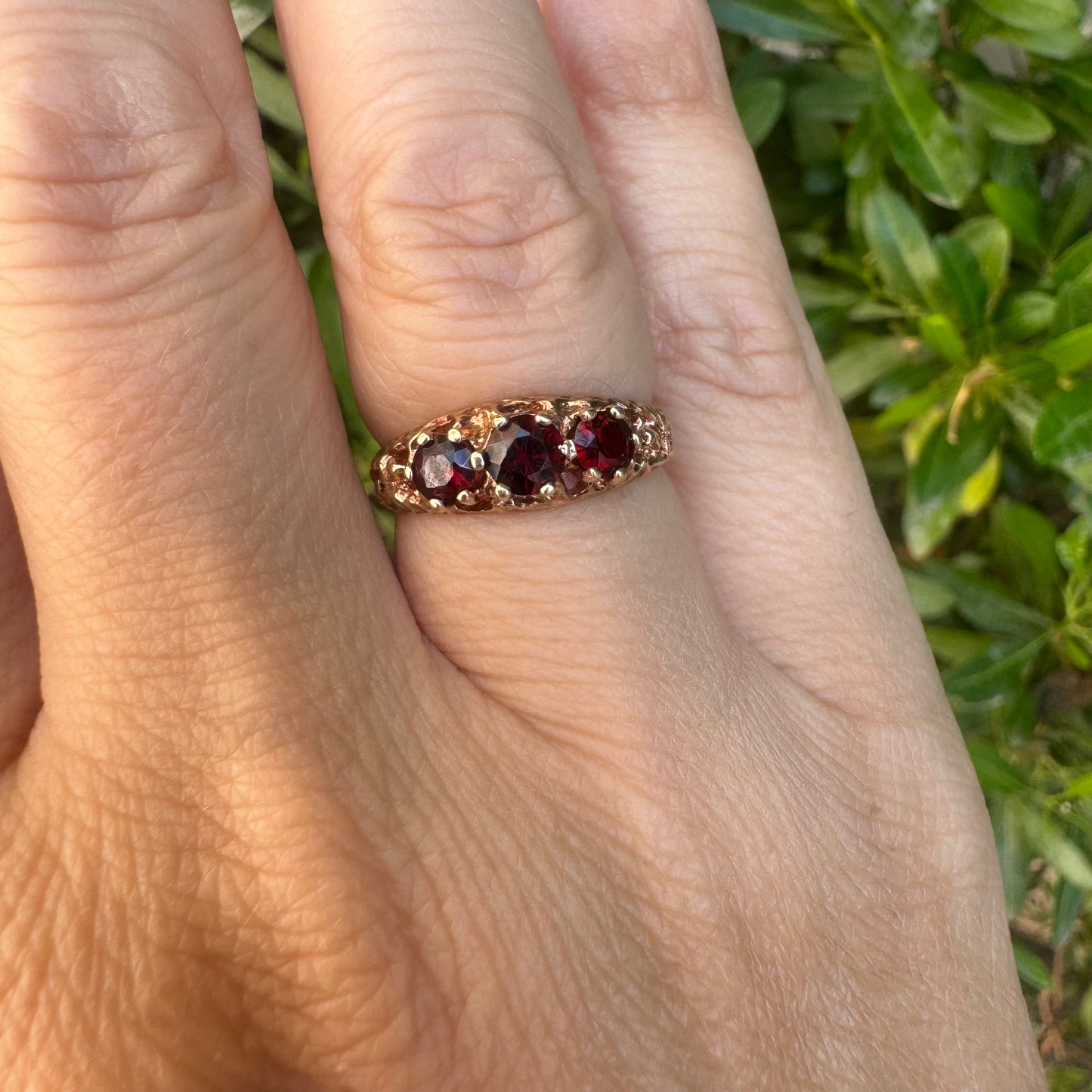 10K gold ring set with Garnet