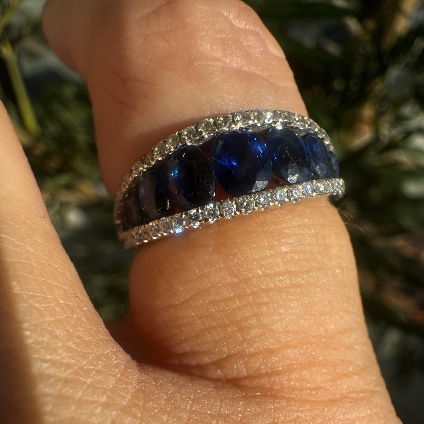 18K gold ring Sapphire & Diamonds