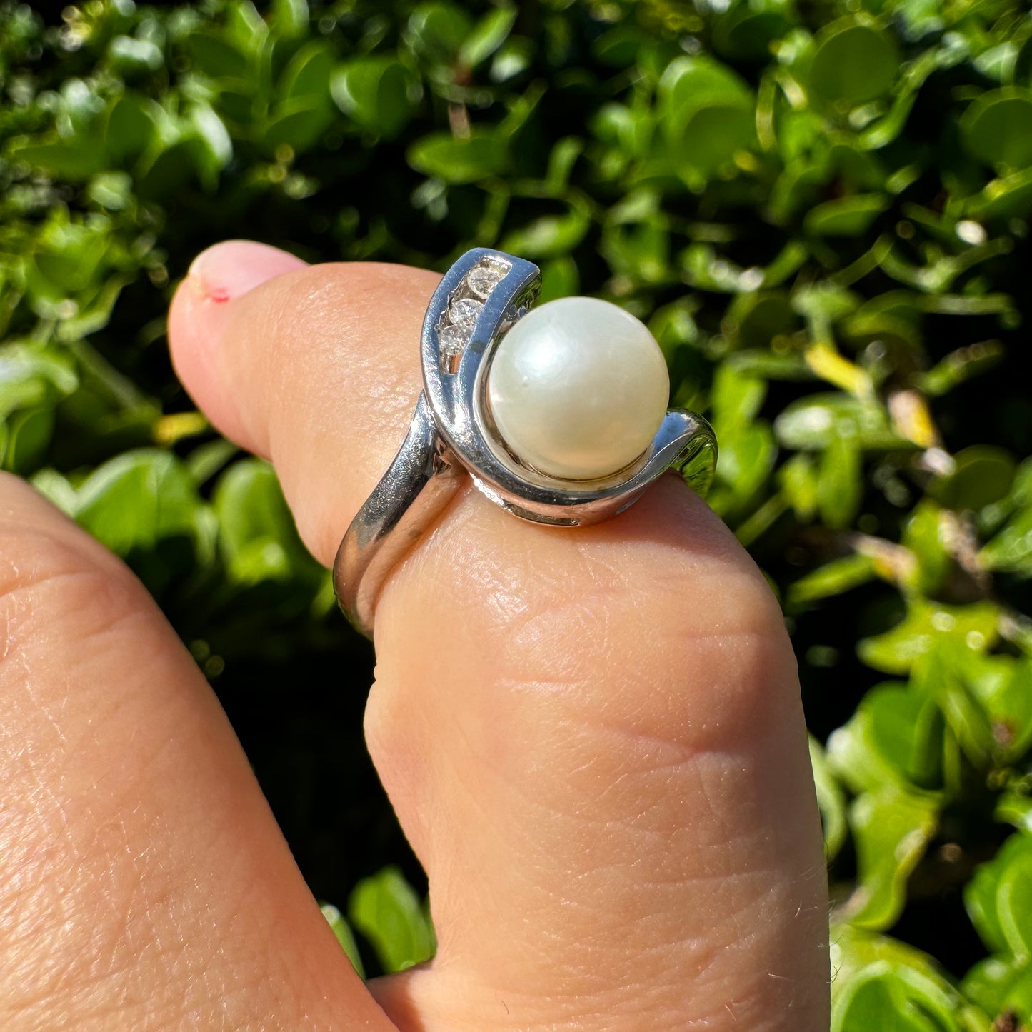 10K gold ring set with Pearl & Diamonds