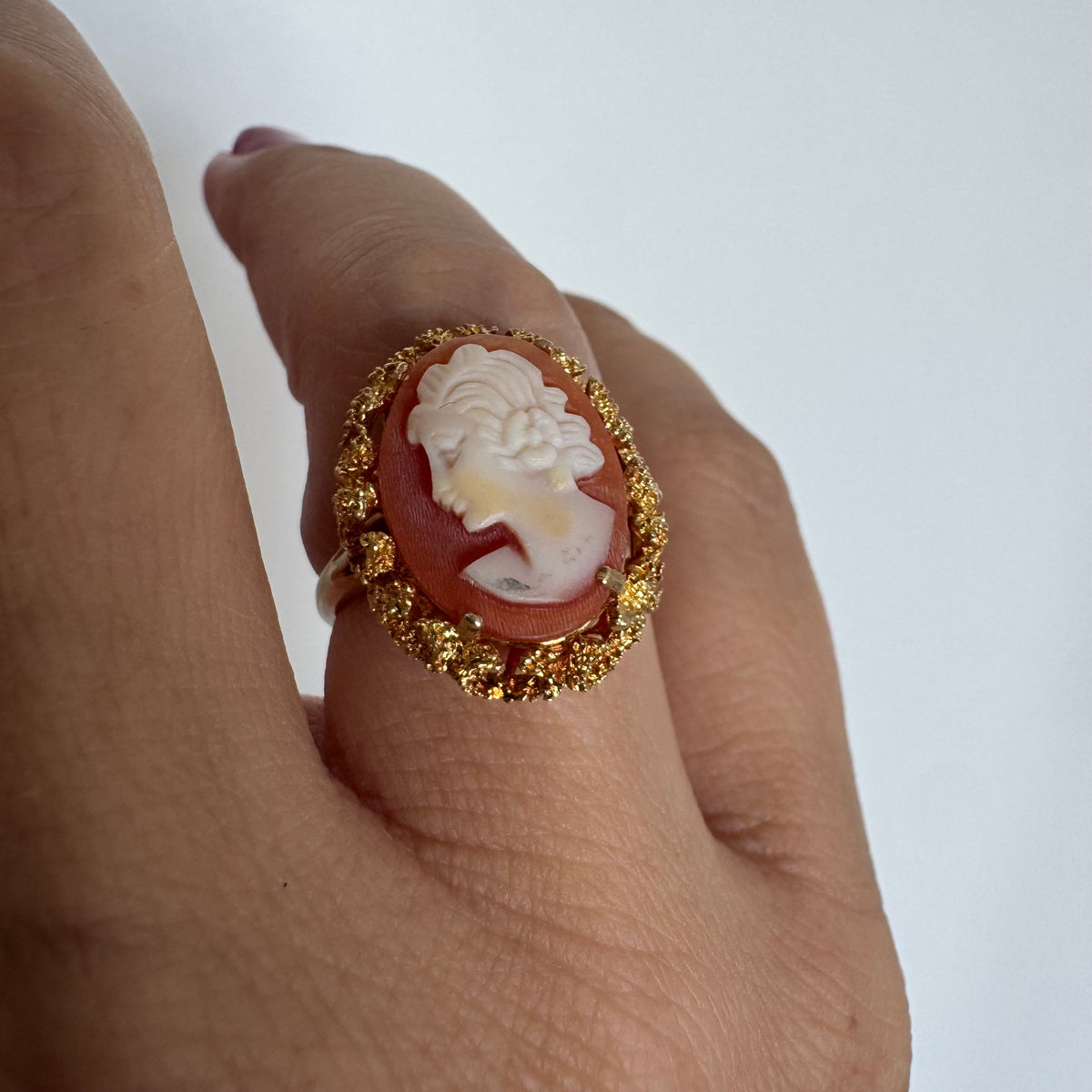 14K gold Cameo ring featuring an oval carved female profile