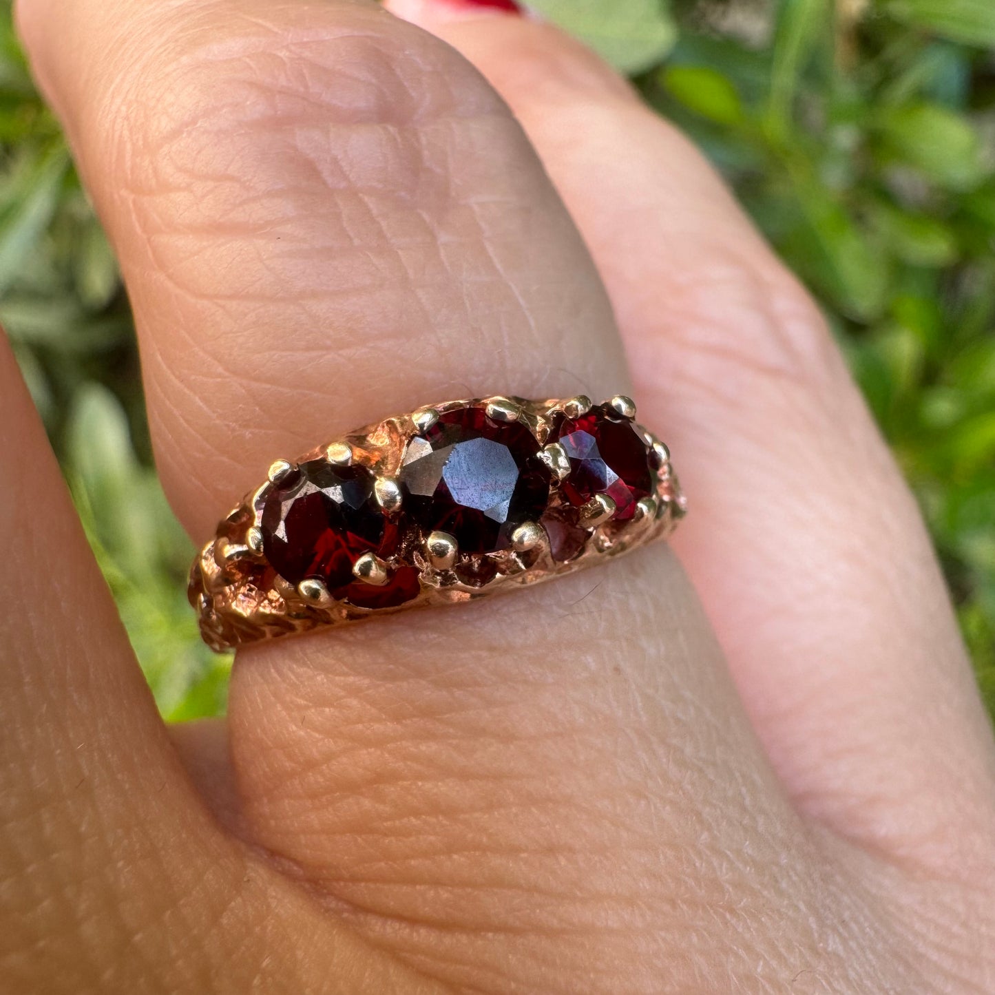 10K gold ring set with Garnet