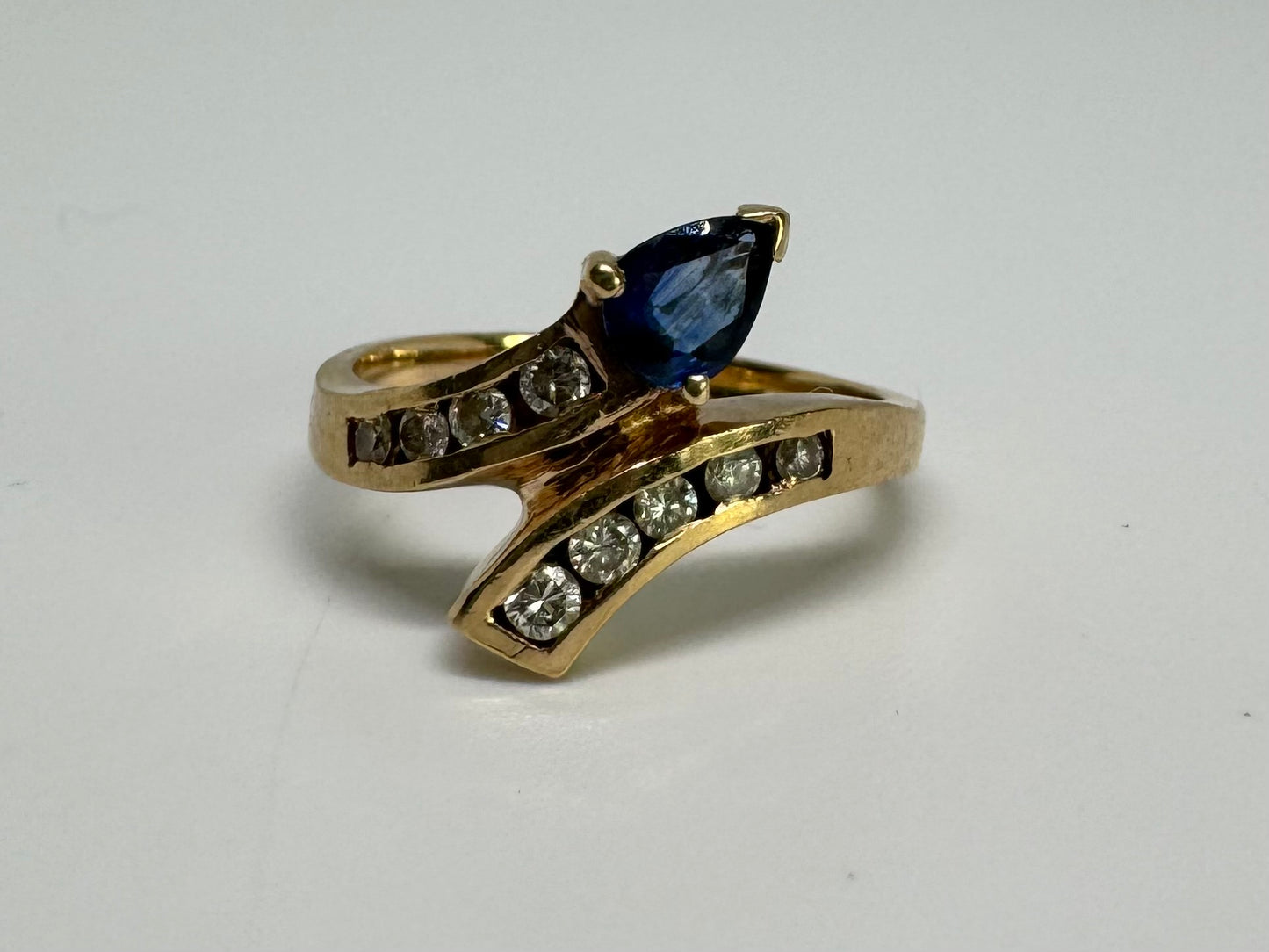 14K gold ring set with Sapphire & Diamonds