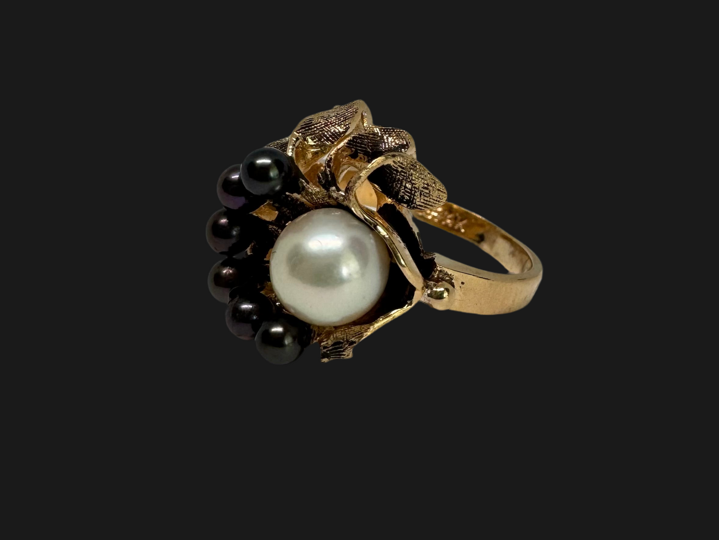 14K gold ring set with Pearl & Black Pearls