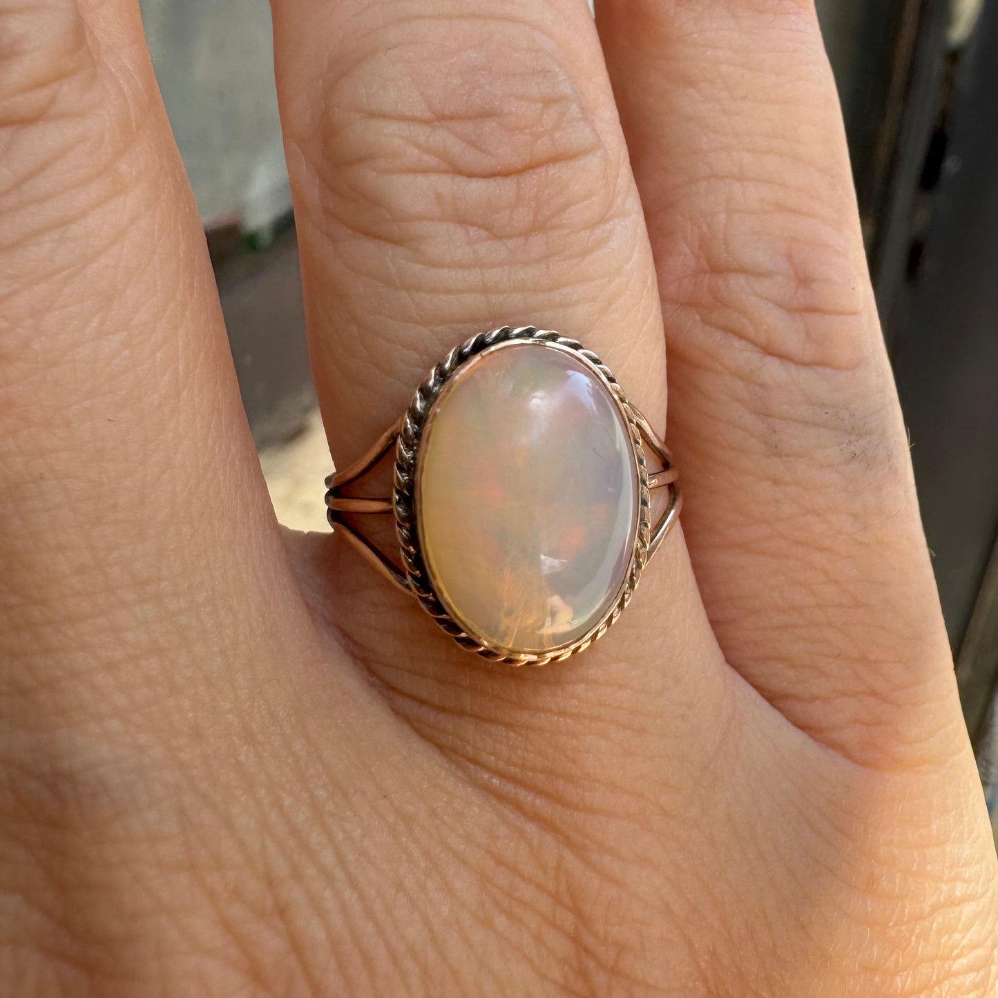 10K gold ring set with Opal