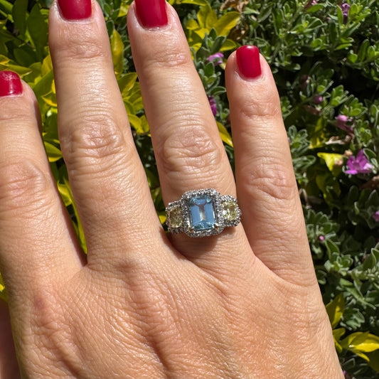 14K gold ring set with Aquamarine, yellow Diamonds & side Diamonds